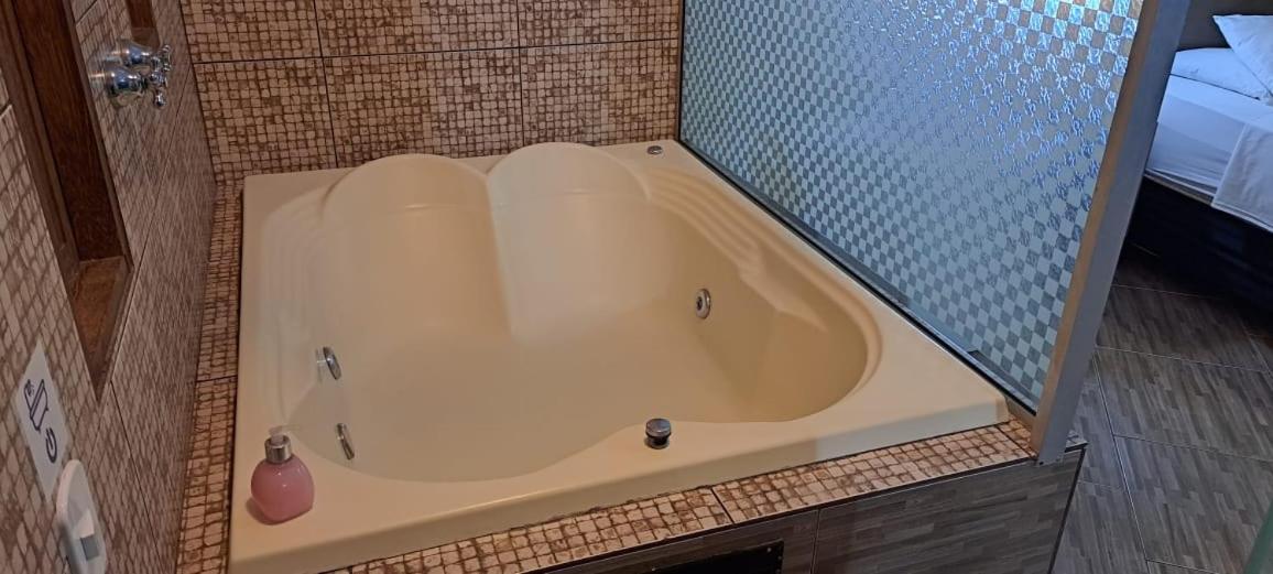 Pousada Cheiro De Mato بينيدو الغرفة الصورة